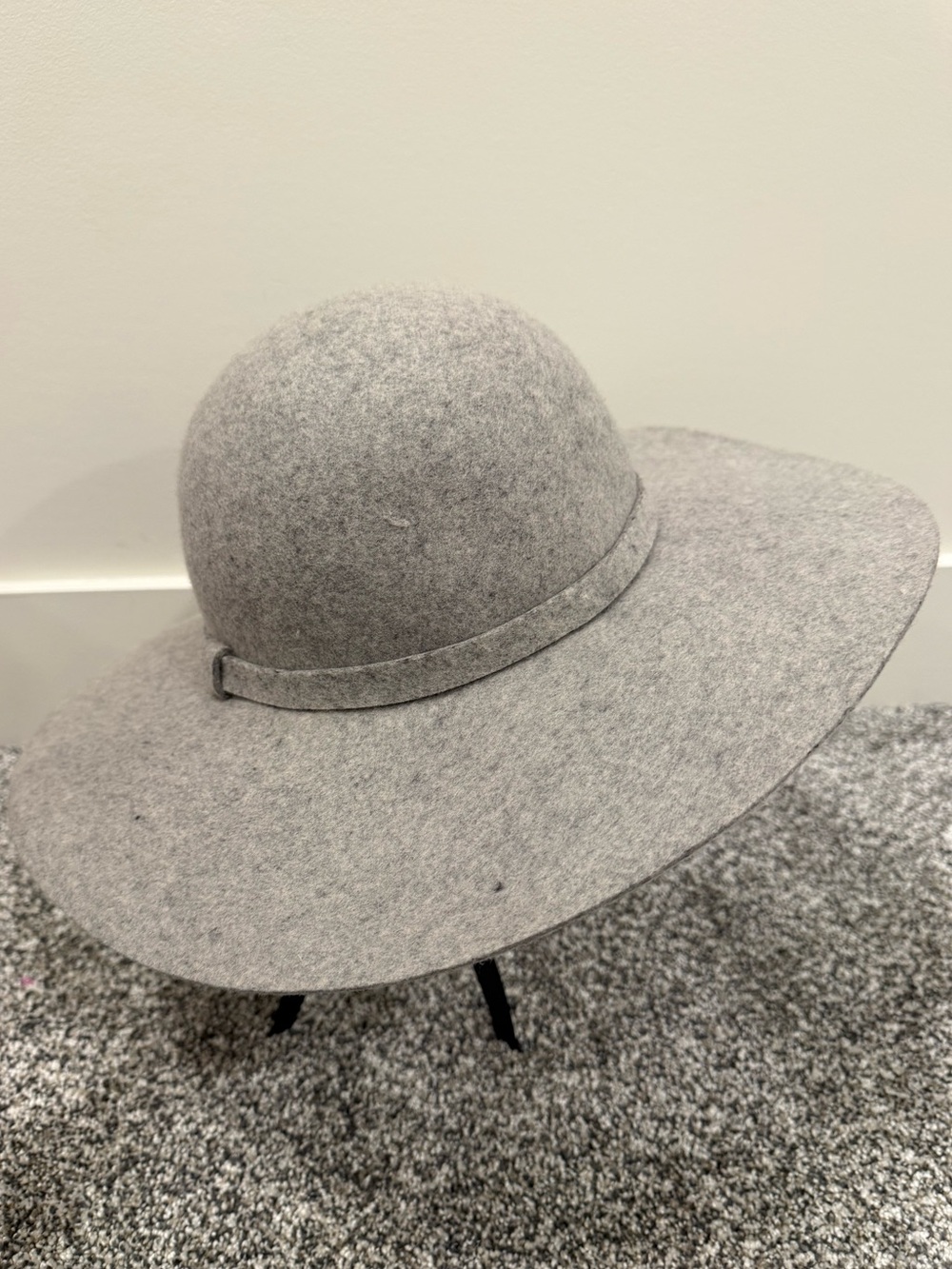 Tart Women’s Wide Brim 100% Wool Chic Minimalist Effortless Hat Light Gray